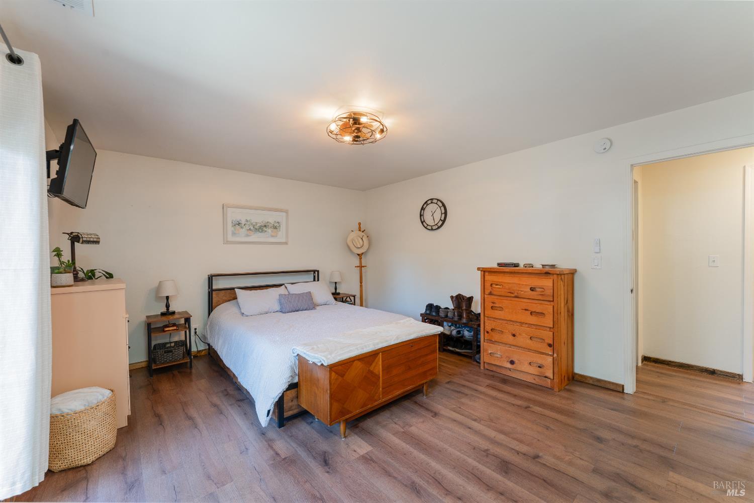 Detail Gallery Image 12 of 24 For 216 Bonnie Ln, Willits,  CA 95490 - 3 Beds | 2 Baths