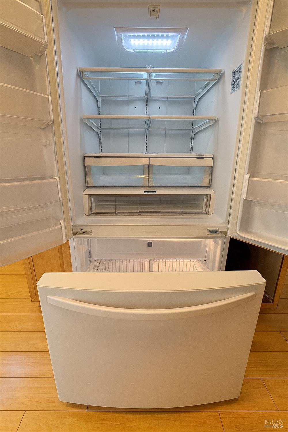 Detail Gallery Image 10 of 21 For 2859 Elmhurst Cir, Fairfield,  CA 94533 - 4 Beds | 2 Baths