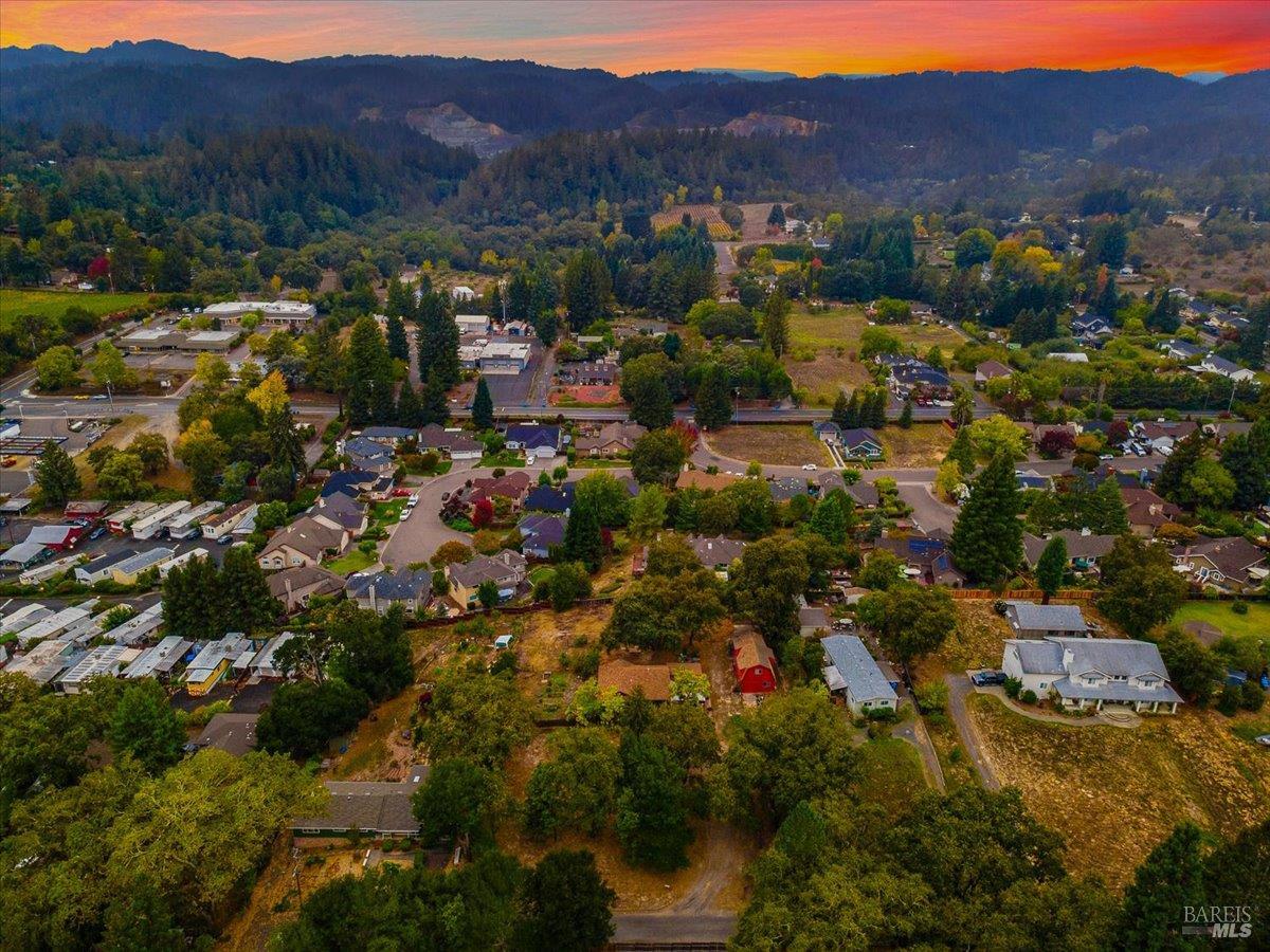 Detail Gallery Image 28 of 35 For 6640 1st St, Forestville,  CA 95436 - 2 Beds | 1 Baths