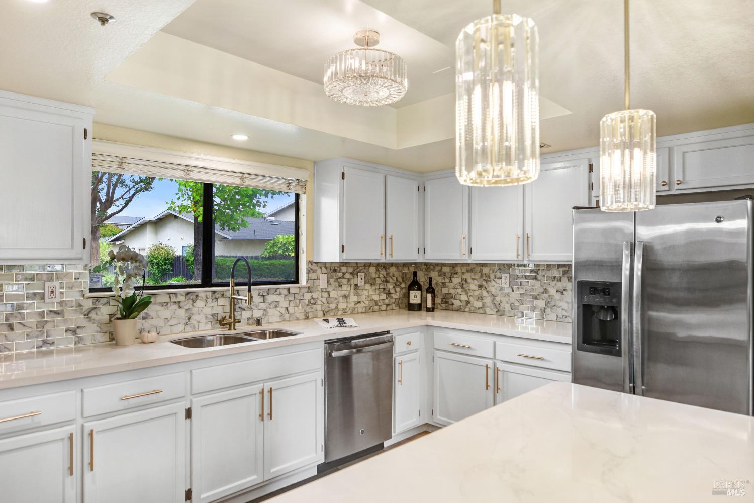 Detail Gallery Image 5 of 24 For 1639 San Vicente Ave, Napa,  CA 94558 - 3 Beds | 2 Baths