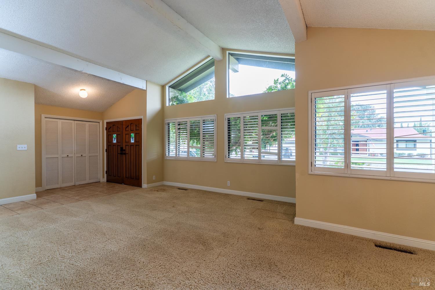 Detail Gallery Image 5 of 21 For 4044 Wisteria Way, Napa,  CA 94558 - 3 Beds | 2 Baths