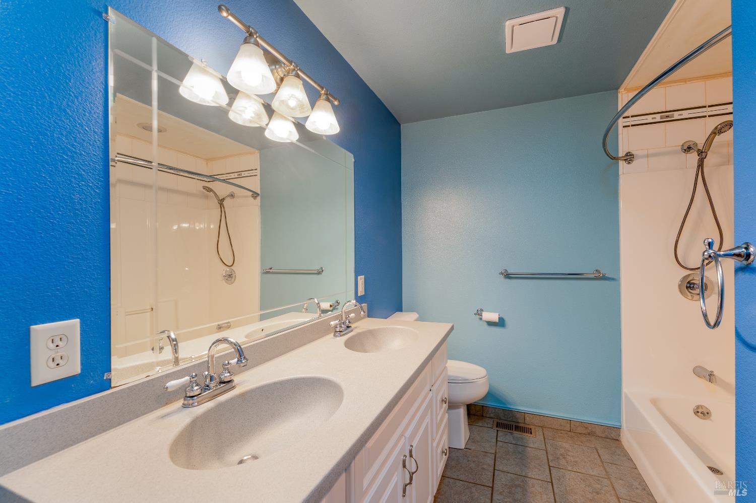 Detail Gallery Image 18 of 41 For 372 Coast St, Willits,  CA 95490 - 4 Beds | 2 Baths
