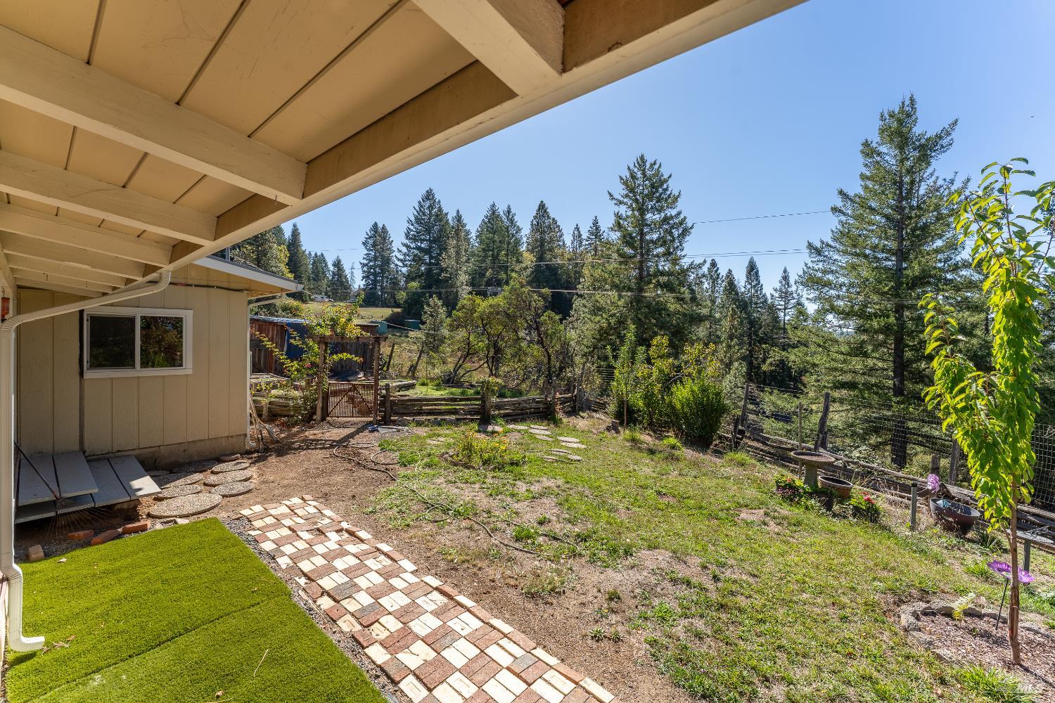 Detail Gallery Image 35 of 45 For 3651 Ridgewood Rd, Willits,  CA 95490 - 3 Beds | 3 Baths