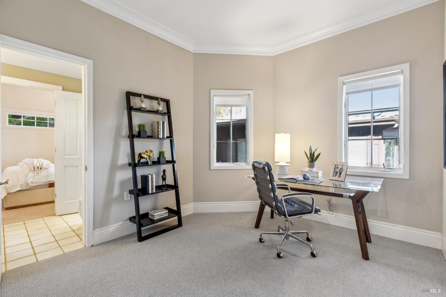 Detail Gallery Image 24 of 68 For 30 De Silva Island Dr, Mill Valley,  CA 94941 - 3 Beds | 2/1 Baths