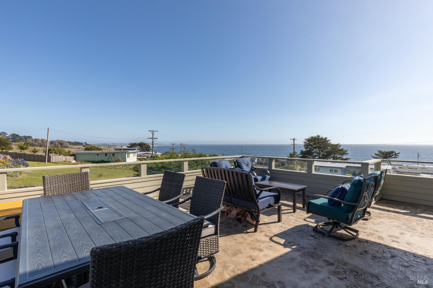 Detail Gallery Image 5 of 43 For 4811 Carmet Dr, Bodega Bay,  CA 94923 - 2 Beds | 2/1 Baths