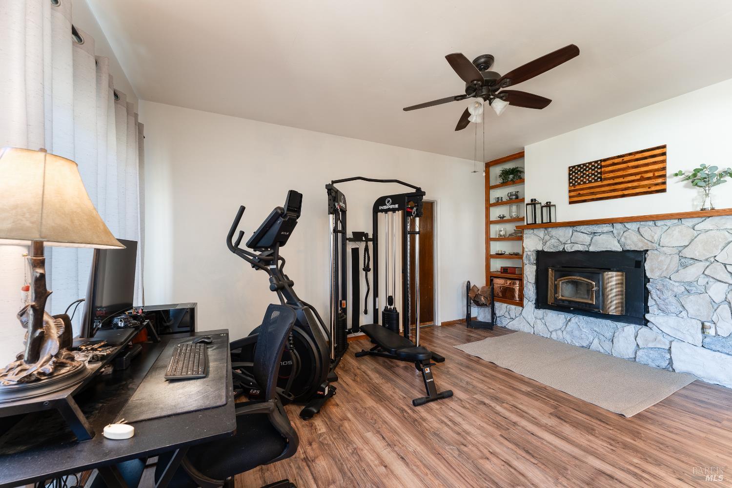 Detail Gallery Image 4 of 24 For 216 Bonnie Ln, Willits,  CA 95490 - 3 Beds | 2 Baths