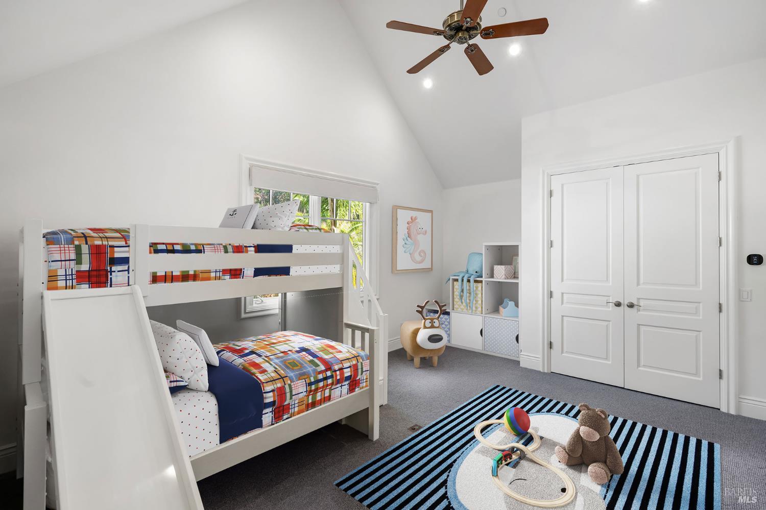 Detail Gallery Image 38 of 65 For 220 Deer Park Ave, San Rafael,  CA 94901 - 6 Beds | 6/1 Baths