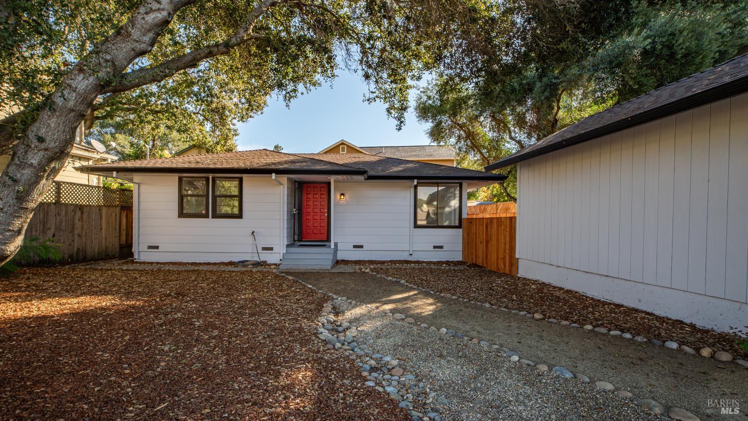 Detail Gallery Image 7 of 40 For 1380 Velma Ave, Santa Rosa,  CA 95403 - 2 Beds | 1 Baths