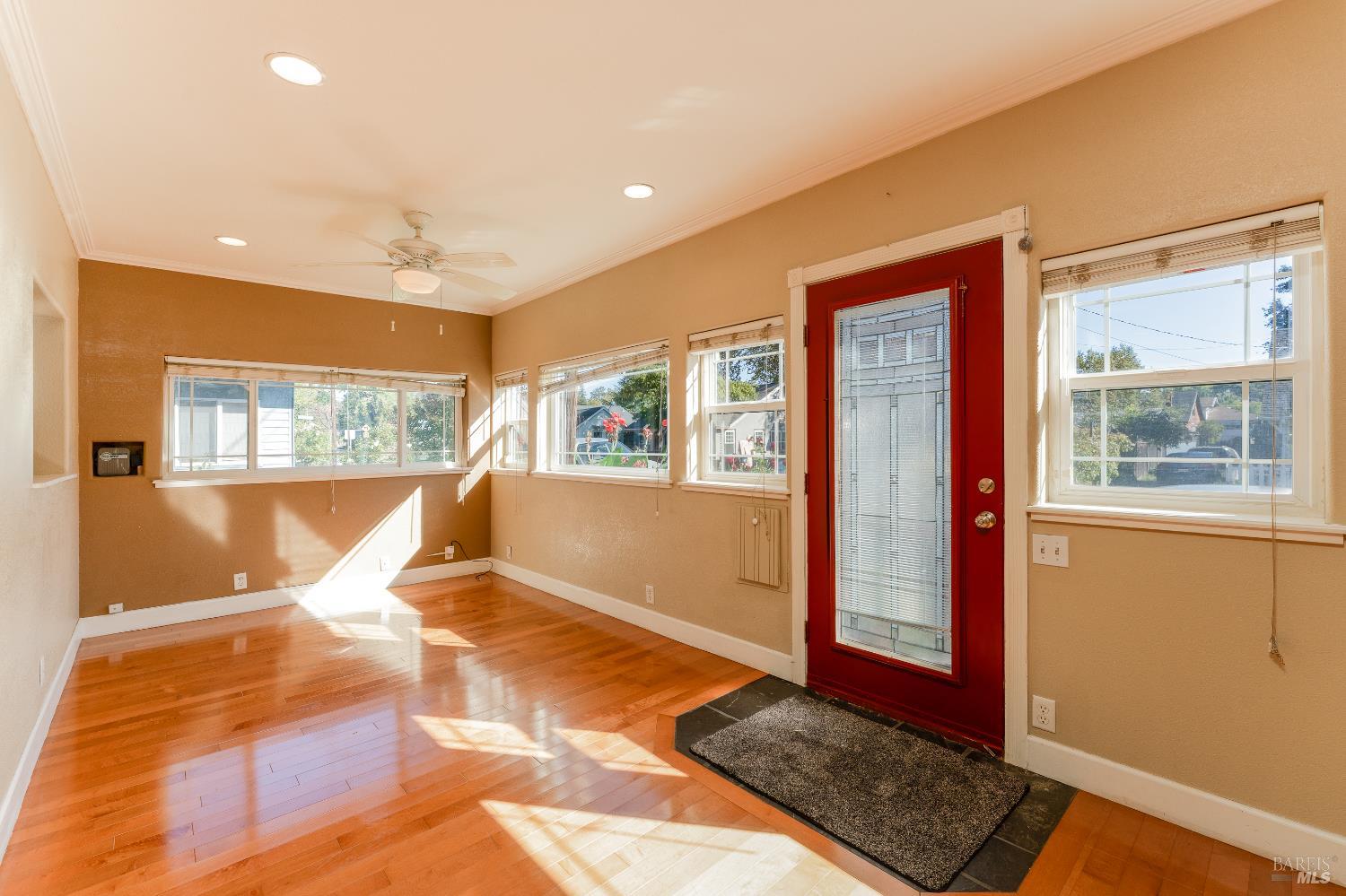 Detail Gallery Image 8 of 41 For 372 Coast St, Willits,  CA 95490 - 4 Beds | 2 Baths