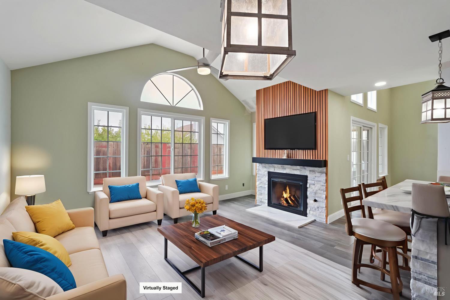 Detail Gallery Image 14 of 60 For 880 Knights Cir, Vallejo,  CA 94591 - 3 Beds | 2/1 Baths