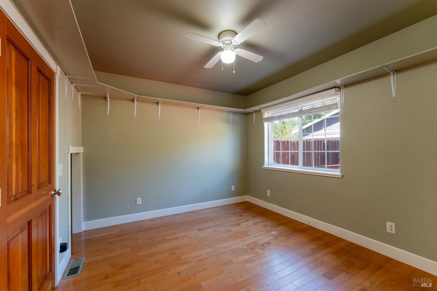 Detail Gallery Image 19 of 41 For 372 Coast St, Willits,  CA 95490 - 4 Beds | 2 Baths
