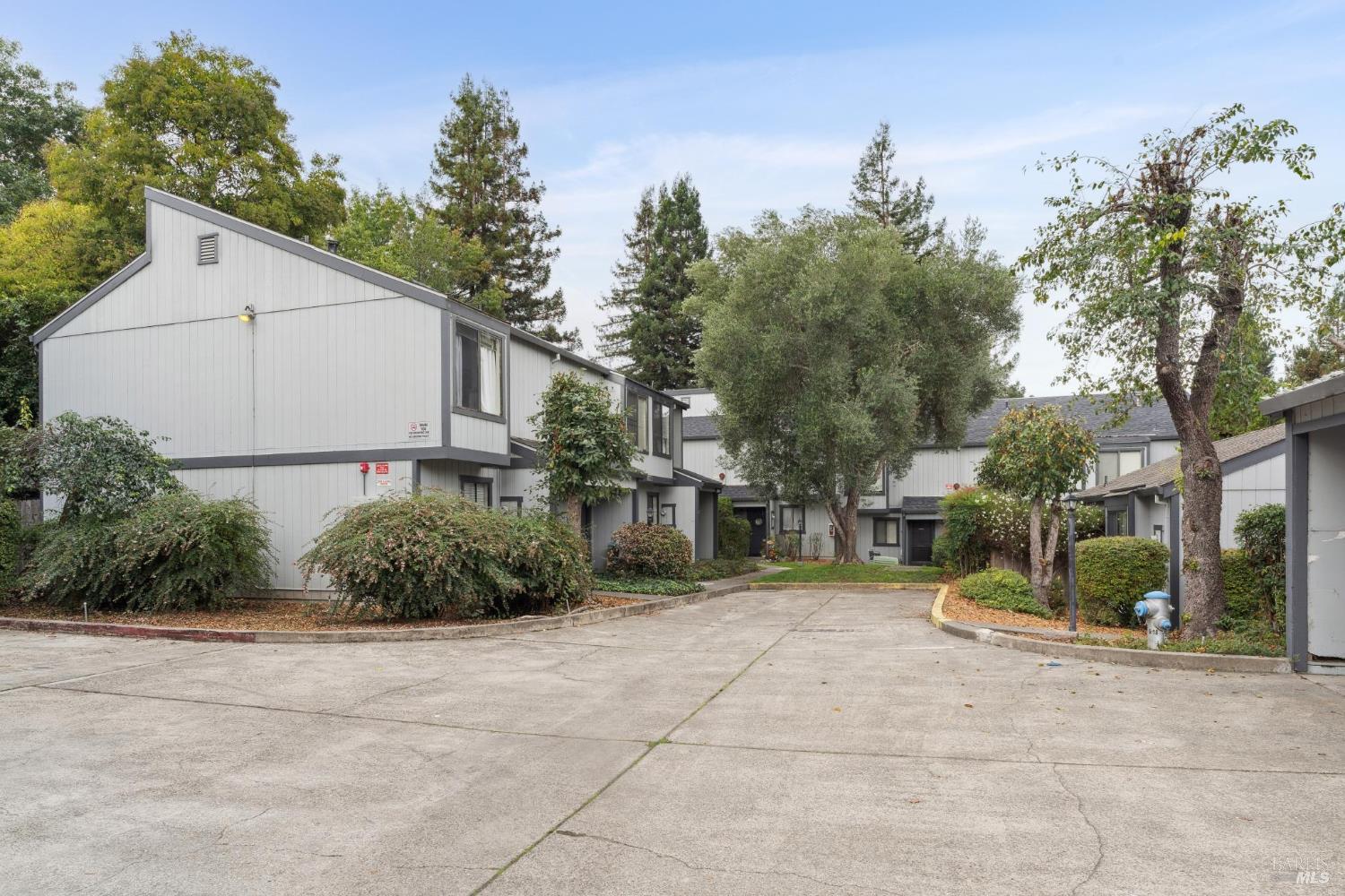 Detail Gallery Image 5 of 29 For 200 Pleasant Hill Ave, Sebastopol,  CA 95472 - – Beds | – Baths