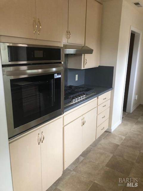 Detail Gallery Image 9 of 25 For 7251 Fircrest Ave, Sebastopol,  CA 95472 - 2 Beds | 2 Baths