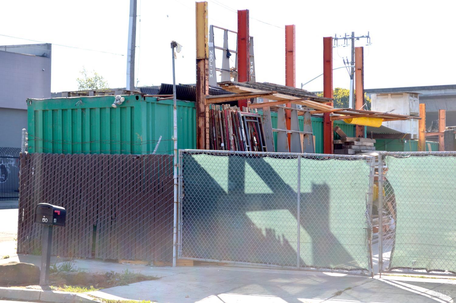 Detail Gallery Image 5 of 11 For 130 Maine Ave, Richmond,  CA 94804 - – Beds | – Baths