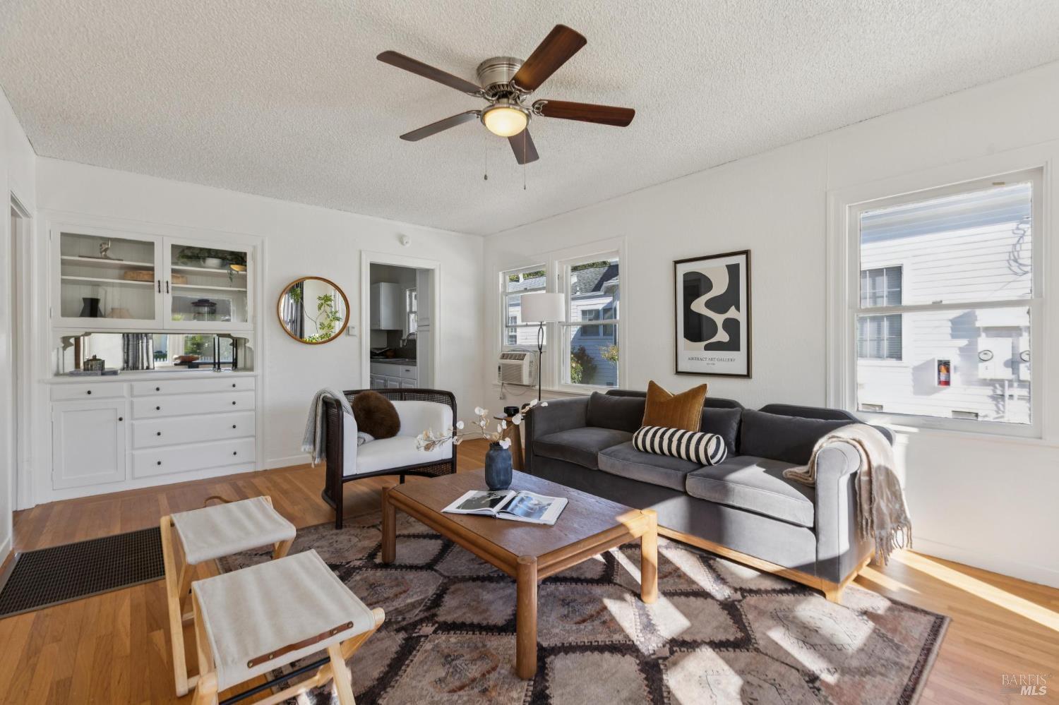 Detail Gallery Image 6 of 35 For 539 Randolph St, Napa,  CA 94559 - 2 Beds | 1 Baths