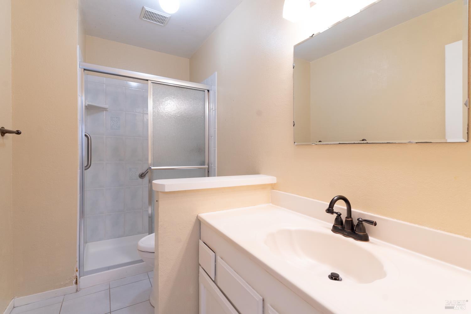 Detail Gallery Image 15 of 21 For 4044 Wisteria Way, Napa,  CA 94558 - 3 Beds | 2 Baths