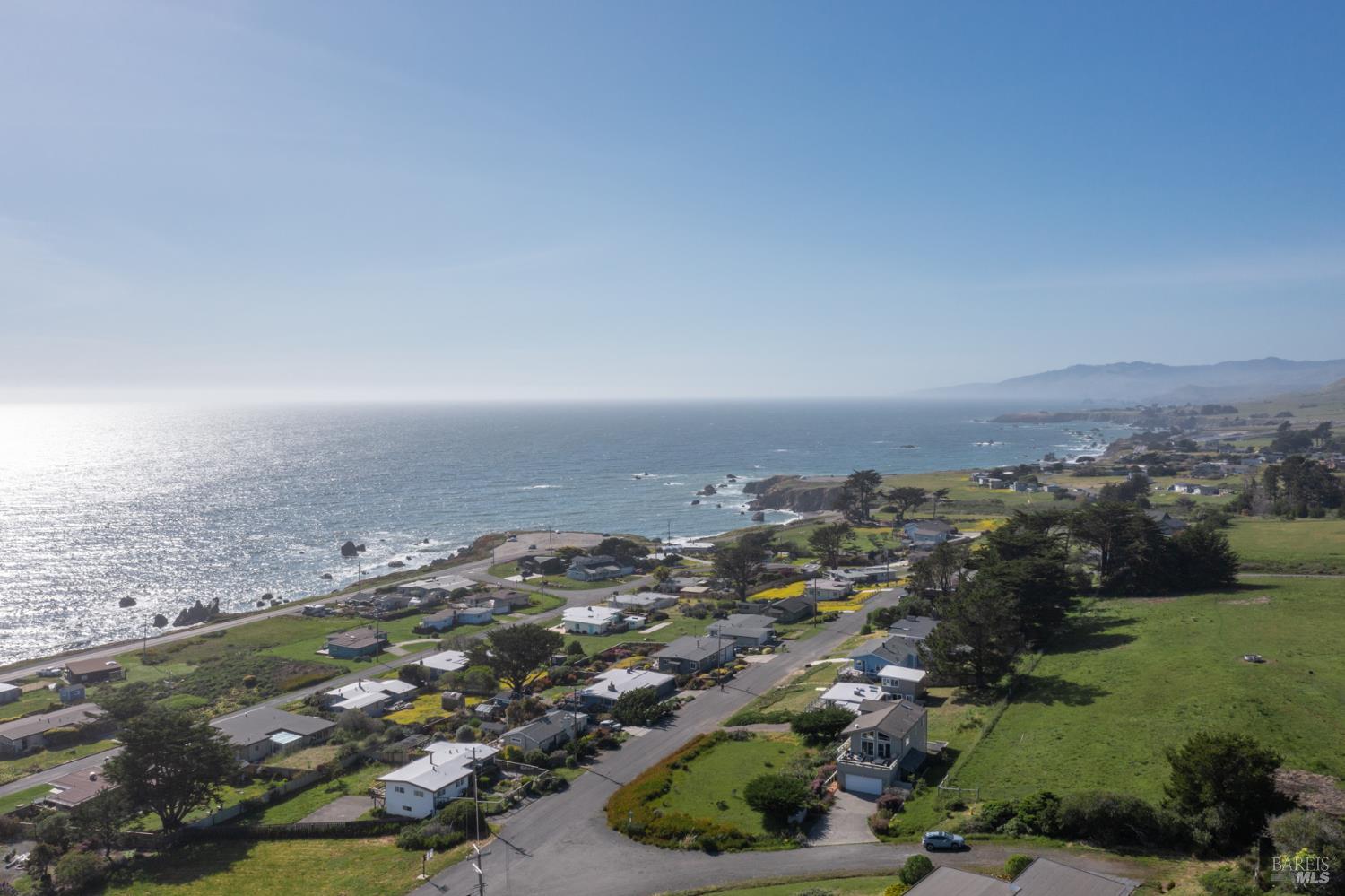 Detail Gallery Image 37 of 43 For 4811 Carmet Dr, Bodega Bay,  CA 94923 - 2 Beds | 2/1 Baths