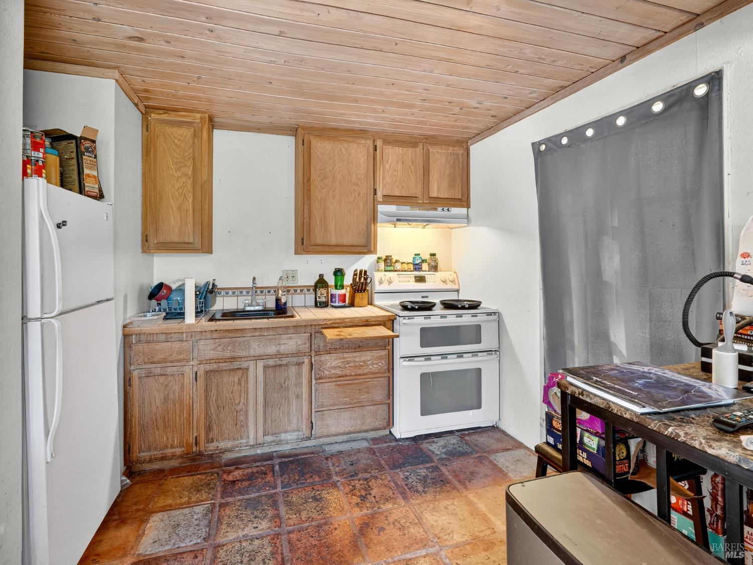 Detail Gallery Image 32 of 56 For 217 Geysers Rd, Cloverdale,  CA 95425 - 3 Beds | 4 Baths