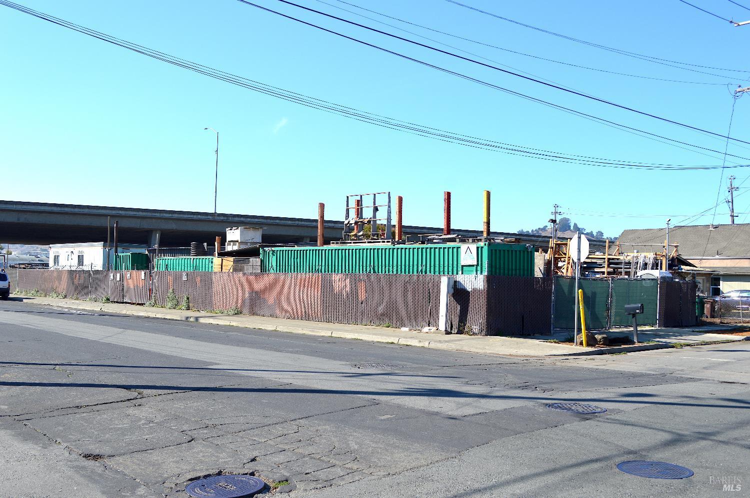 Detail Gallery Image 8 of 11 For 130 Maine Ave, Richmond,  CA 94804 - – Beds | – Baths