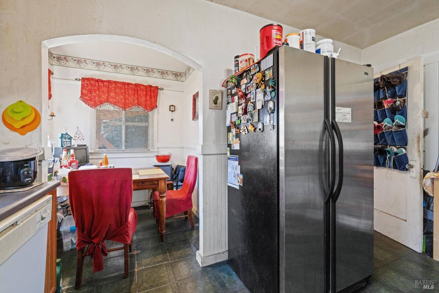 Detail Gallery Image 6 of 22 For 715 Mariposa Ave, Rodeo,  CA 94572 - 2 Beds | 1 Baths