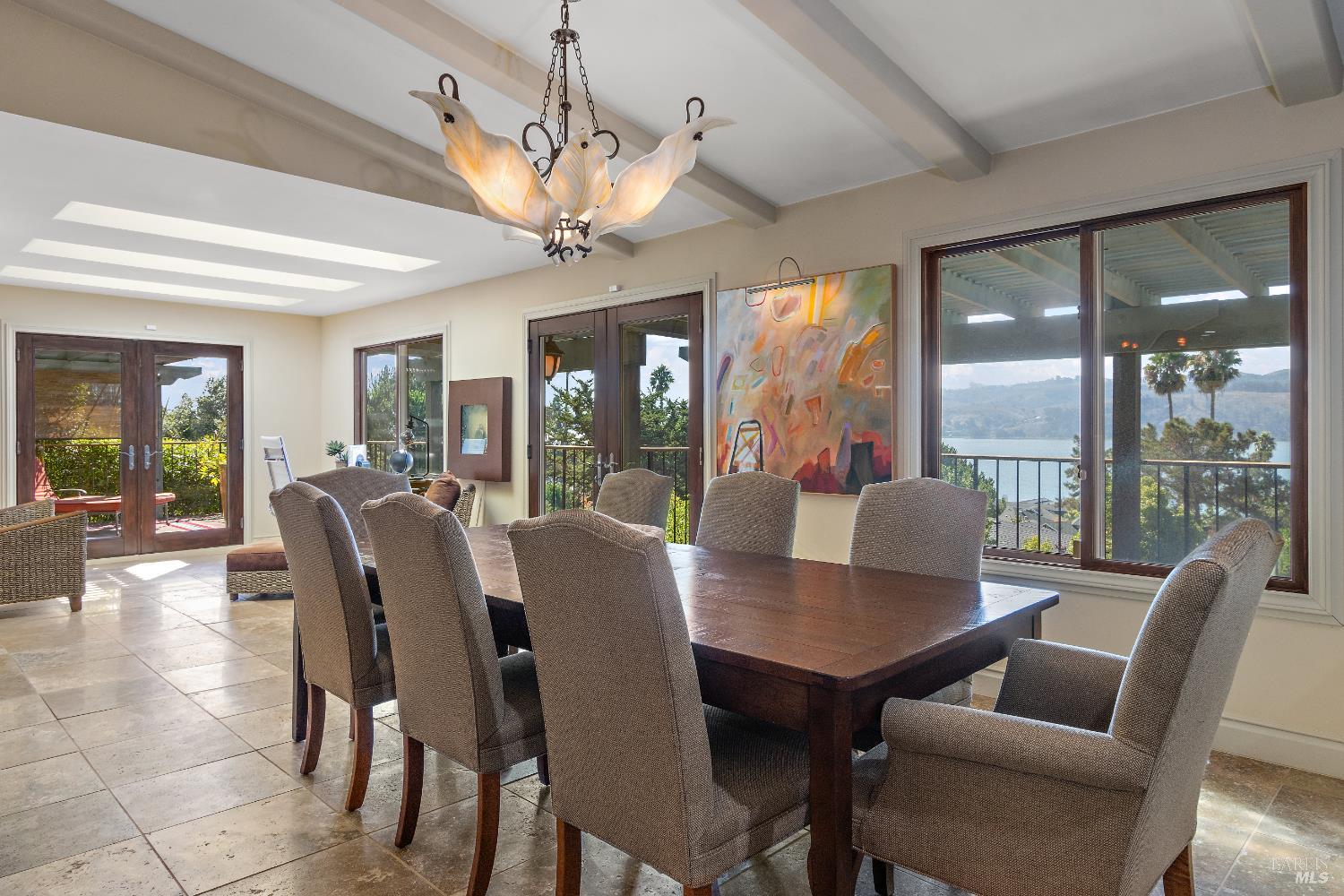 Detail Gallery Image 4 of 53 For 1372 Bonita Bahia Ct, Benicia,  CA 94510 - 3 Beds | 2/1 Baths