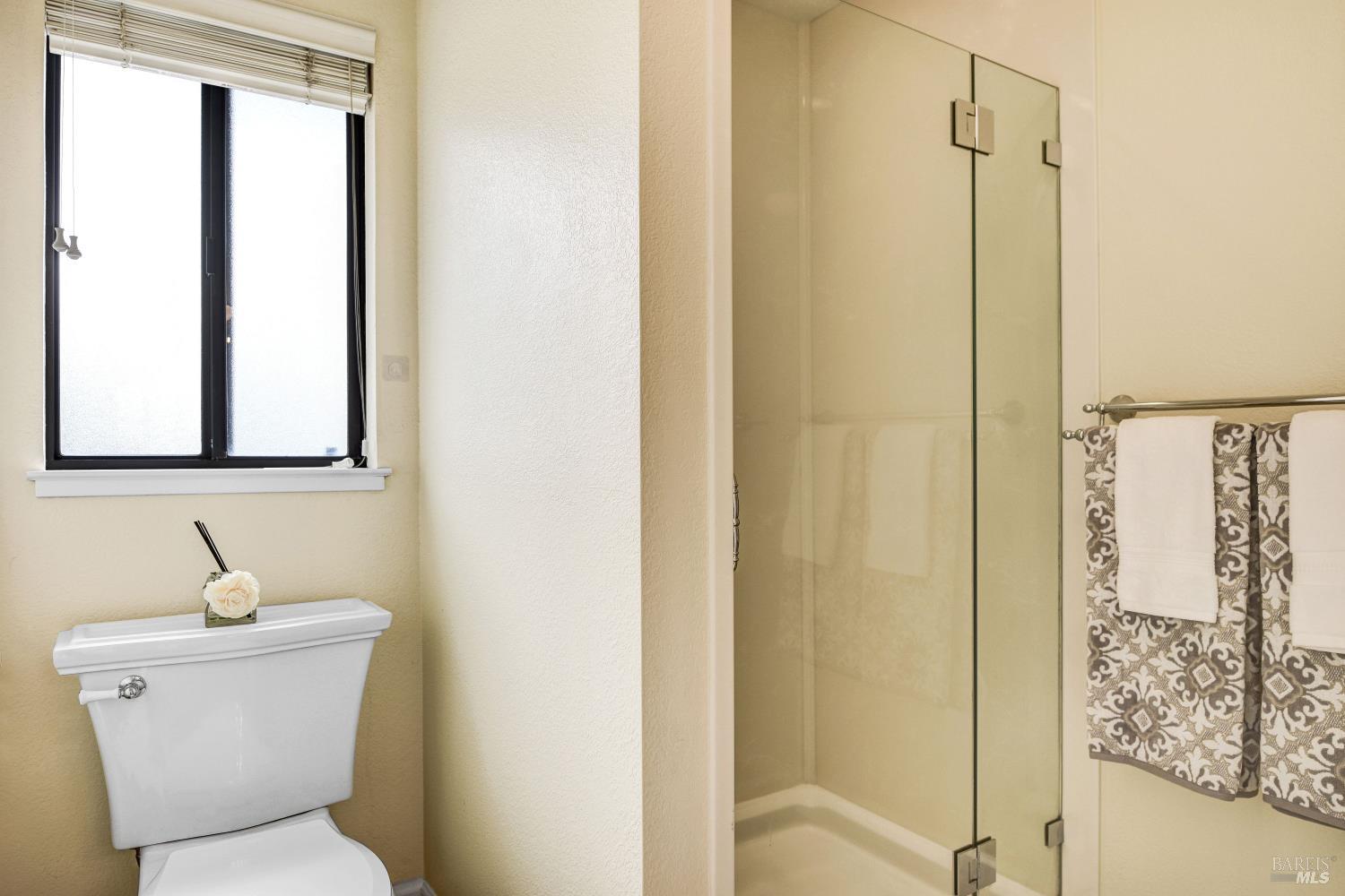 Detail Gallery Image 20 of 24 For 1639 San Vicente Ave, Napa,  CA 94558 - 3 Beds | 2 Baths