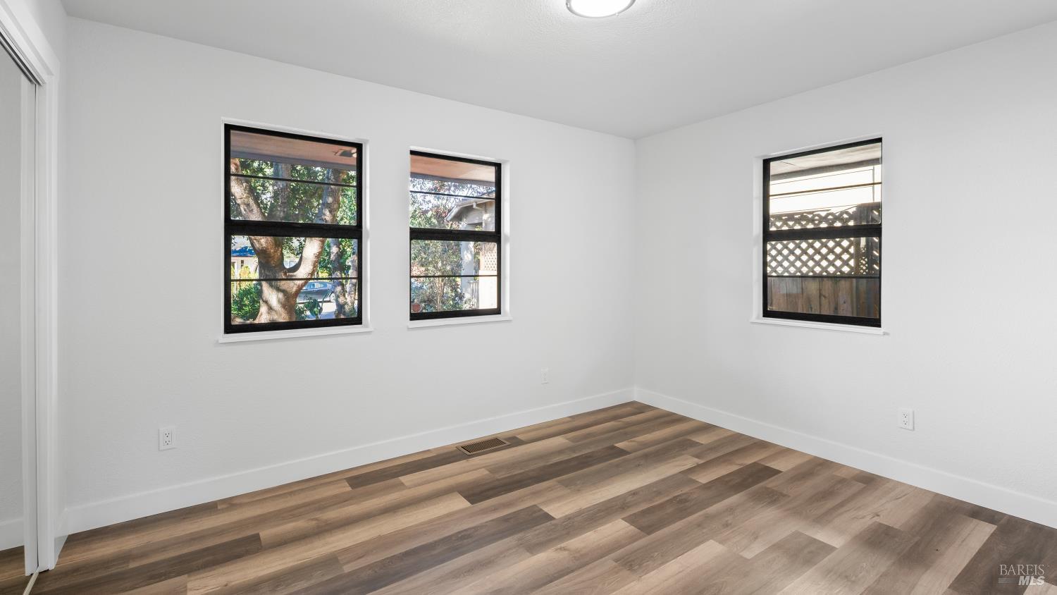 Detail Gallery Image 22 of 40 For 1380 Velma Ave, Santa Rosa,  CA 95403 - 2 Beds | 1 Baths