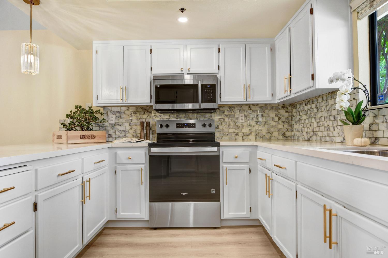 Detail Gallery Image 6 of 24 For 1639 San Vicente Ave, Napa,  CA 94558 - 3 Beds | 2 Baths