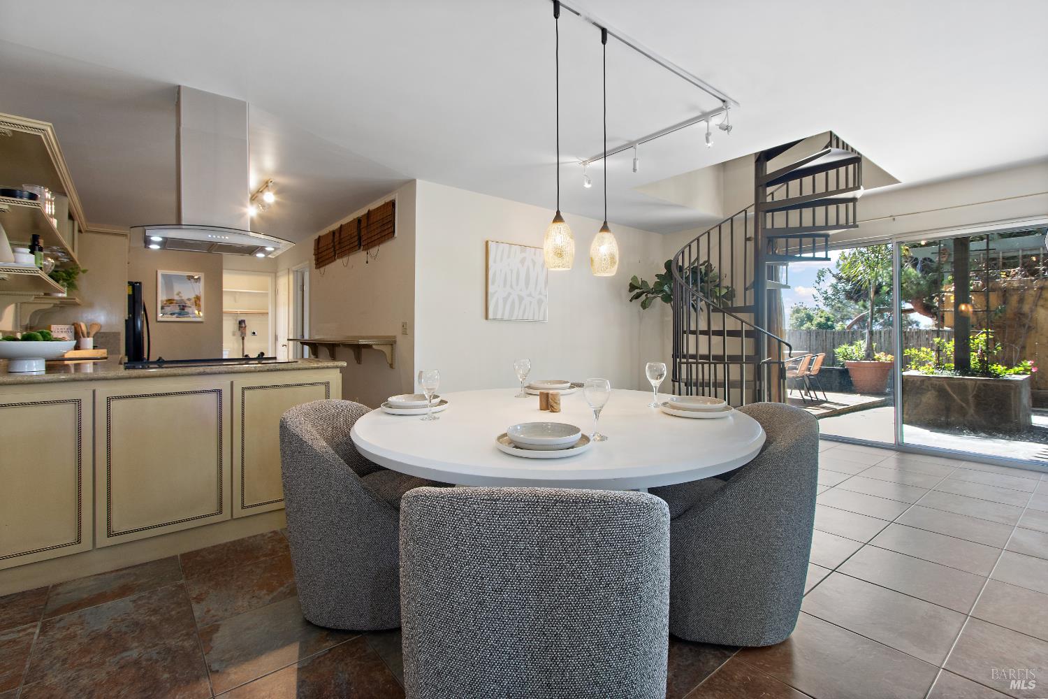 Detail Gallery Image 41 of 53 For 1372 Bonita Bahia Ct, Benicia,  CA 94510 - 3 Beds | 2/1 Baths