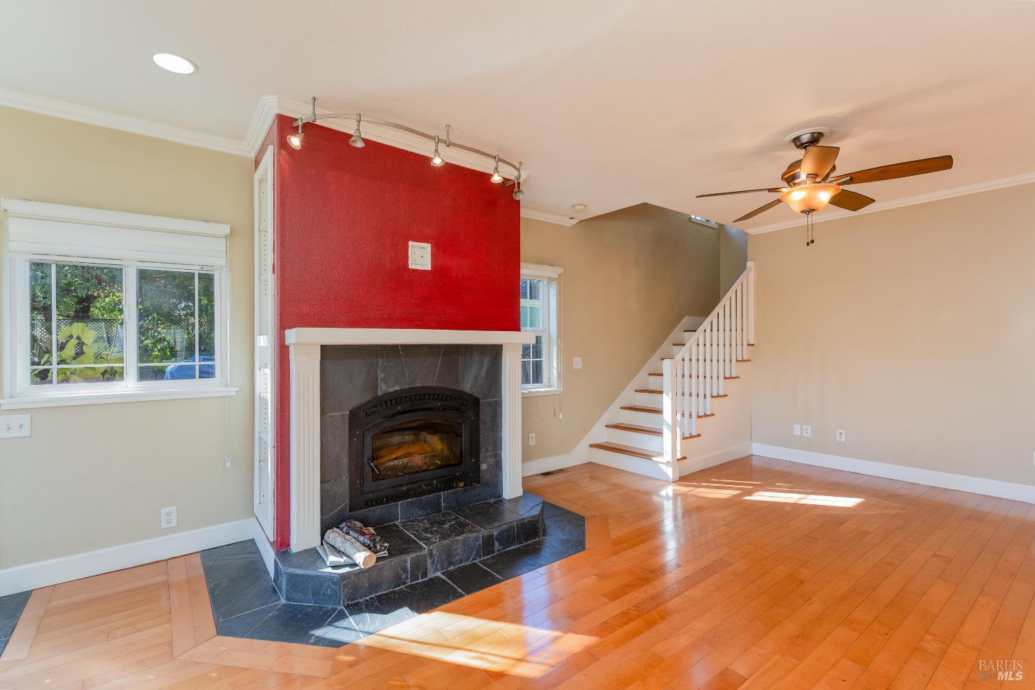 Detail Gallery Image 10 of 41 For 372 Coast St, Willits,  CA 95490 - 4 Beds | 2 Baths