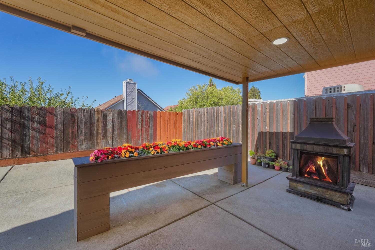 Detail Gallery Image 49 of 60 For 880 Knights Cir, Vallejo,  CA 94591 - 3 Beds | 2/1 Baths