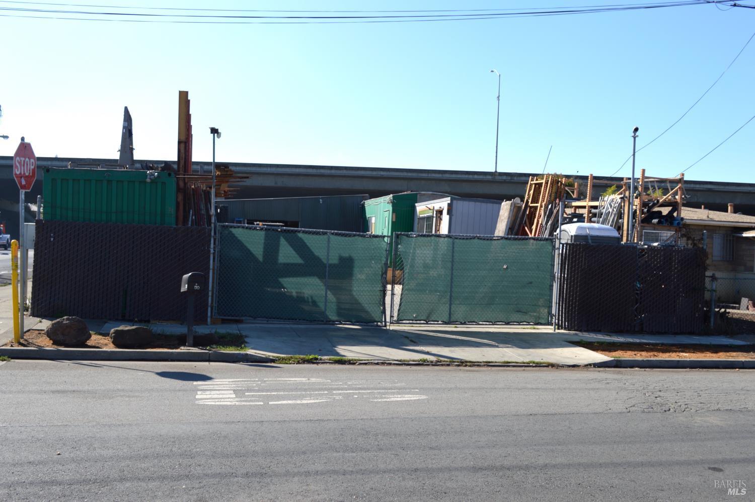 Detail Gallery Image 3 of 11 For 130 Maine Ave, Richmond,  CA 94804 - – Beds | – Baths