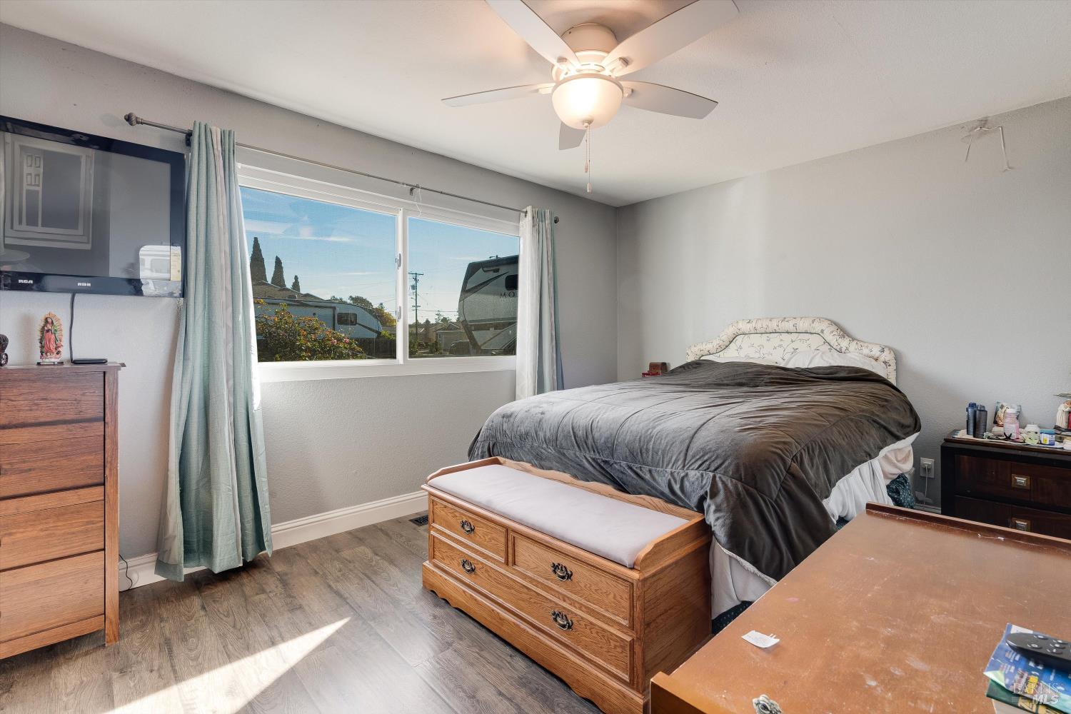 Detail Gallery Image 19 of 28 For 1605 Charlene Pl, Santa Rosa,  CA 95401 - 3 Beds | 2 Baths