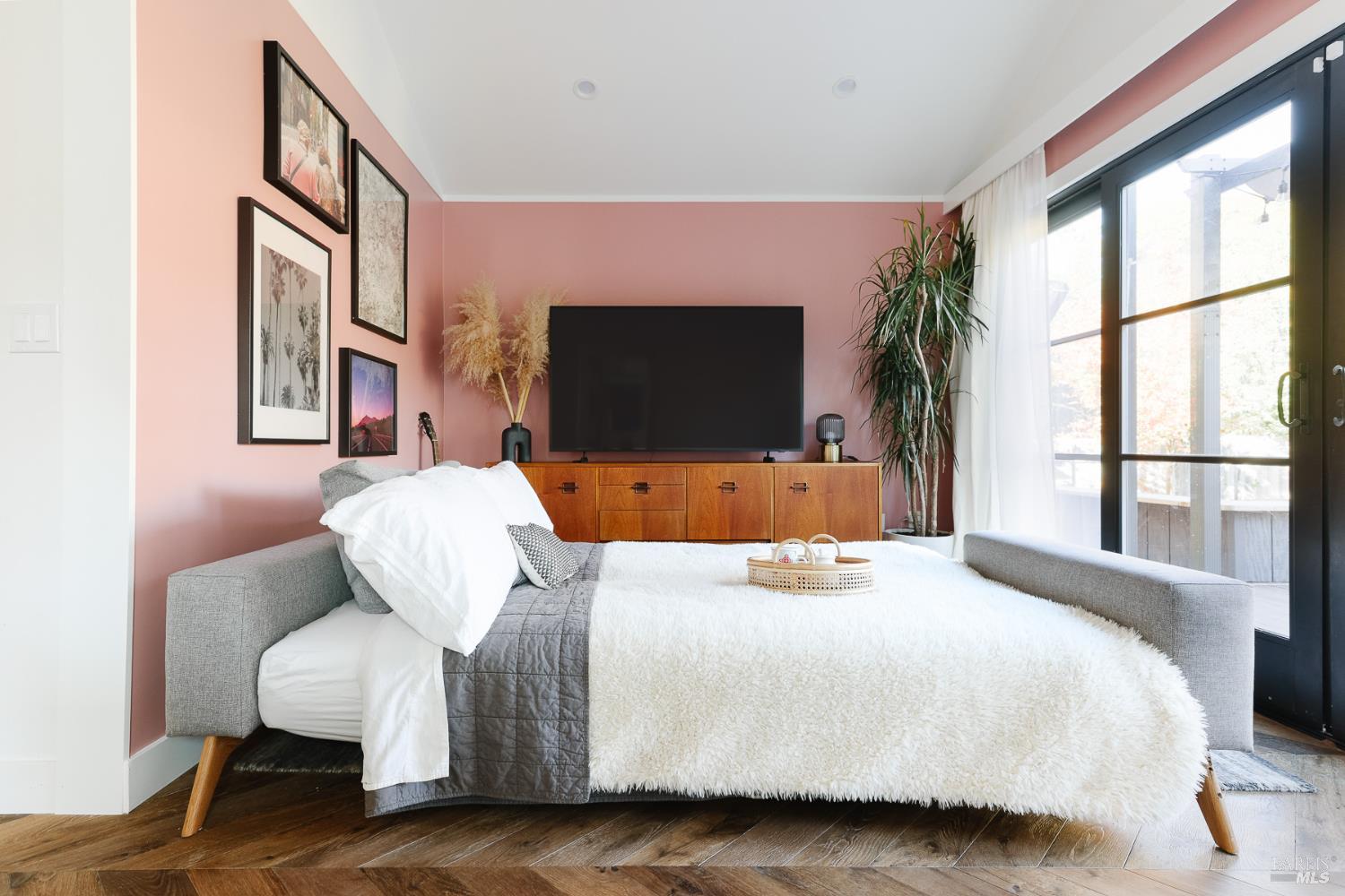 Detail Gallery Image 39 of 59 For 18445 1st Ave, Sonoma,  CA 95476 - 2 Beds | 2 Baths