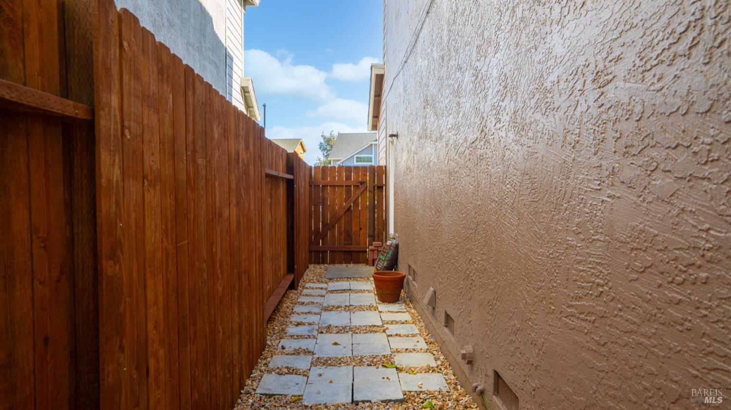 Detail Gallery Image 30 of 30 For 116 Birchwood Ct, Suisun City,  CA 94585 - 3 Beds | 2 Baths