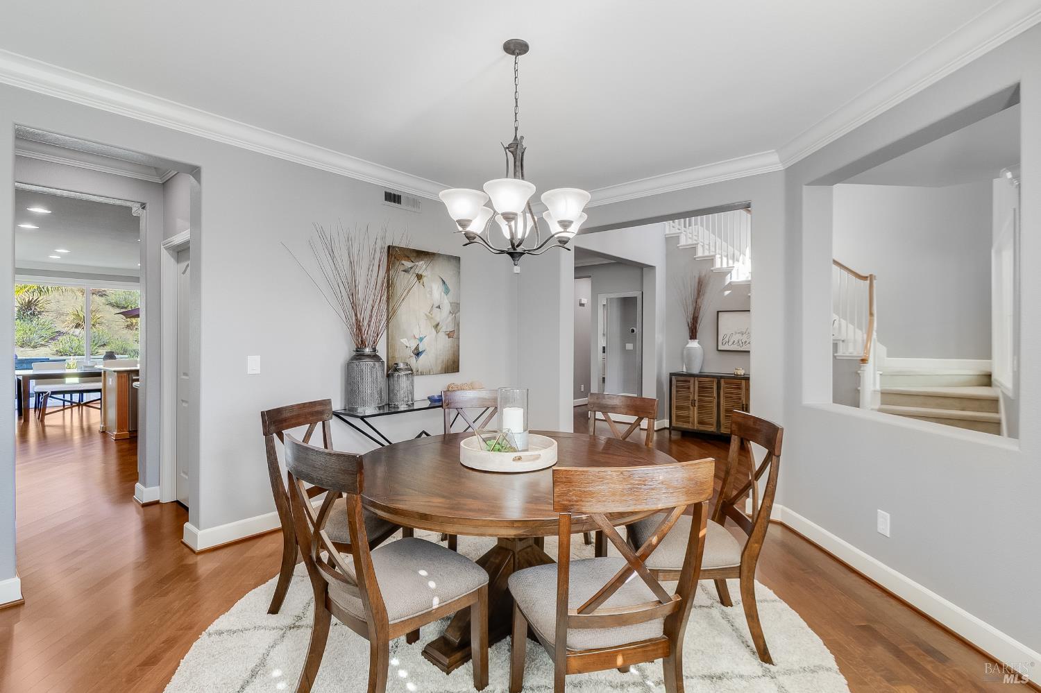 Detail Gallery Image 13 of 88 For 672 Mcallister Dr, Benicia,  CA 94510 - 5 Beds | 4 Baths