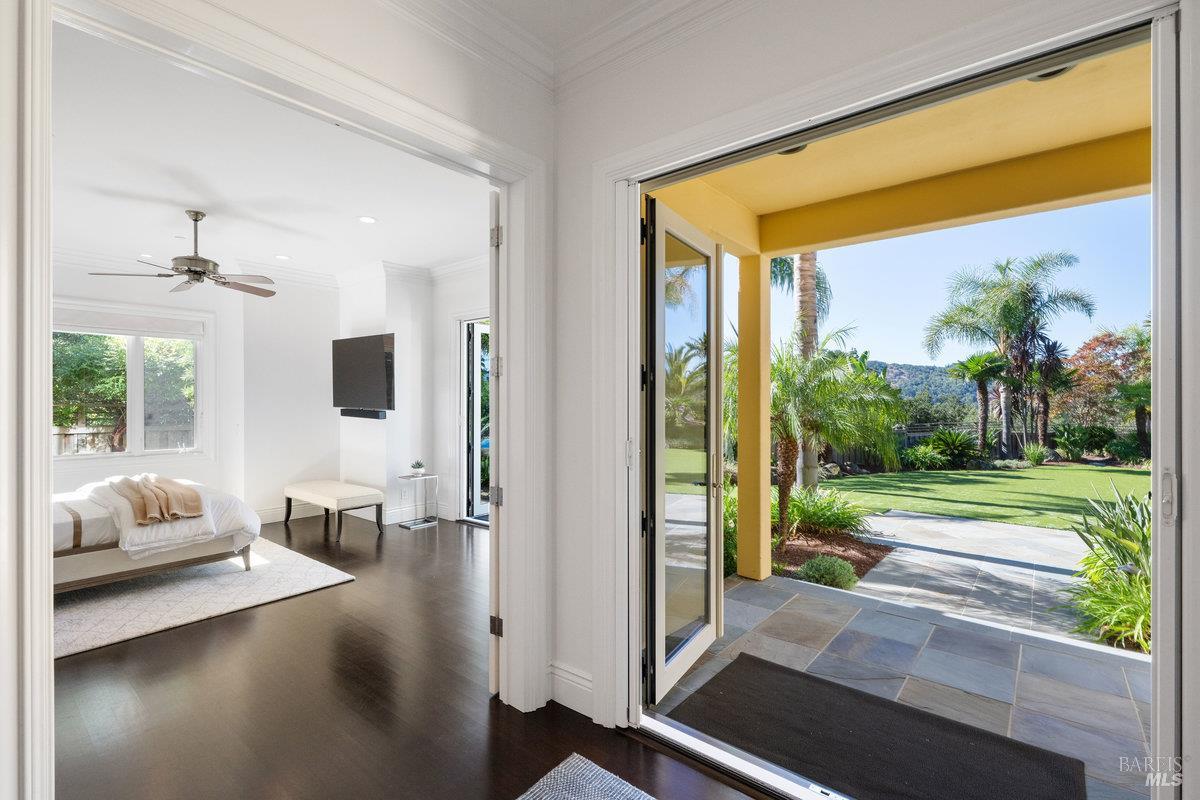 Detail Gallery Image 40 of 65 For 220 Deer Park Ave, San Rafael,  CA 94901 - 6 Beds | 6/1 Baths