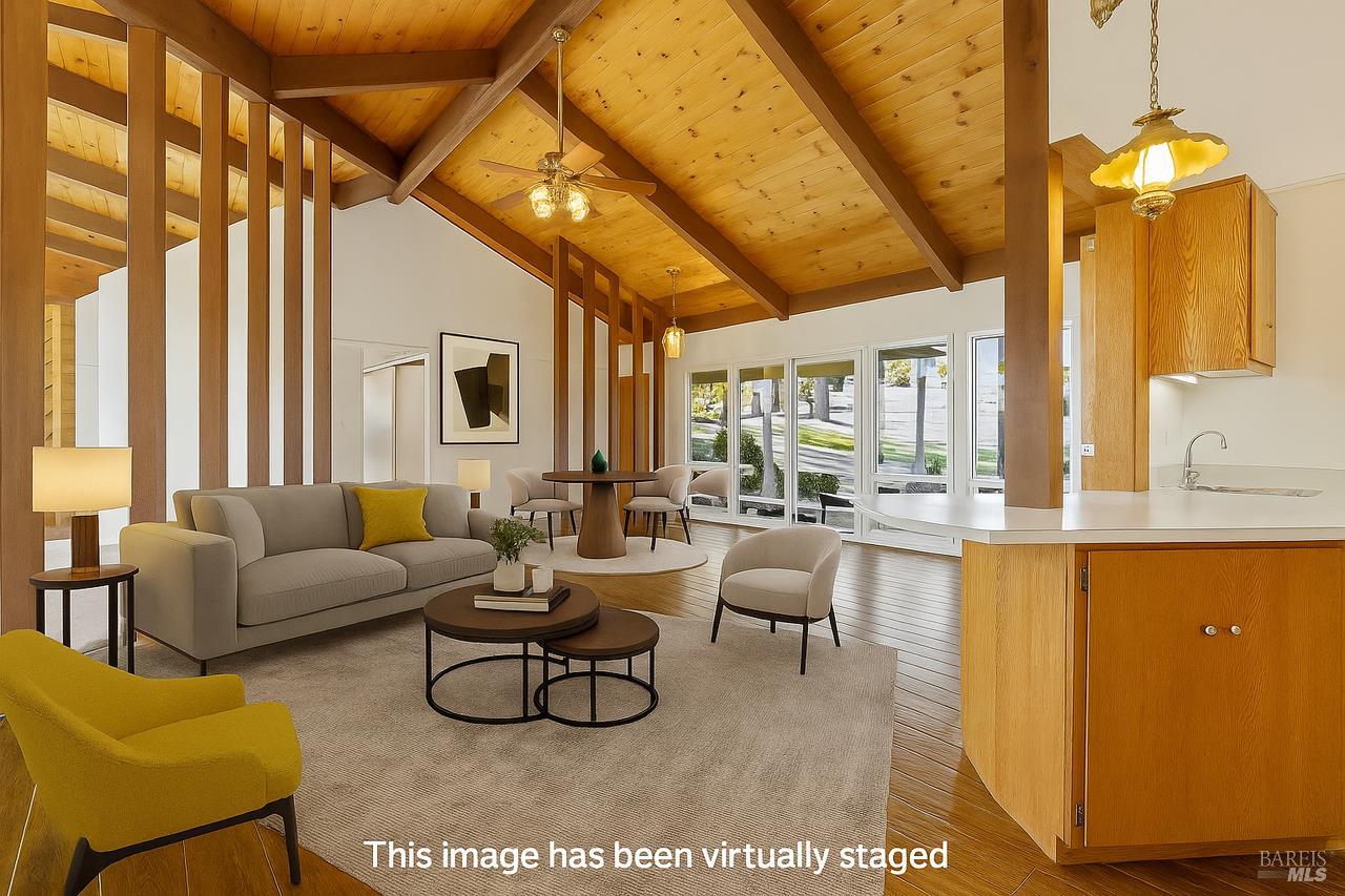 Detail Gallery Image 16 of 57 For 16 Burning Tree Dr, Novato,  CA 94949 - 3 Beds | 2/1 Baths