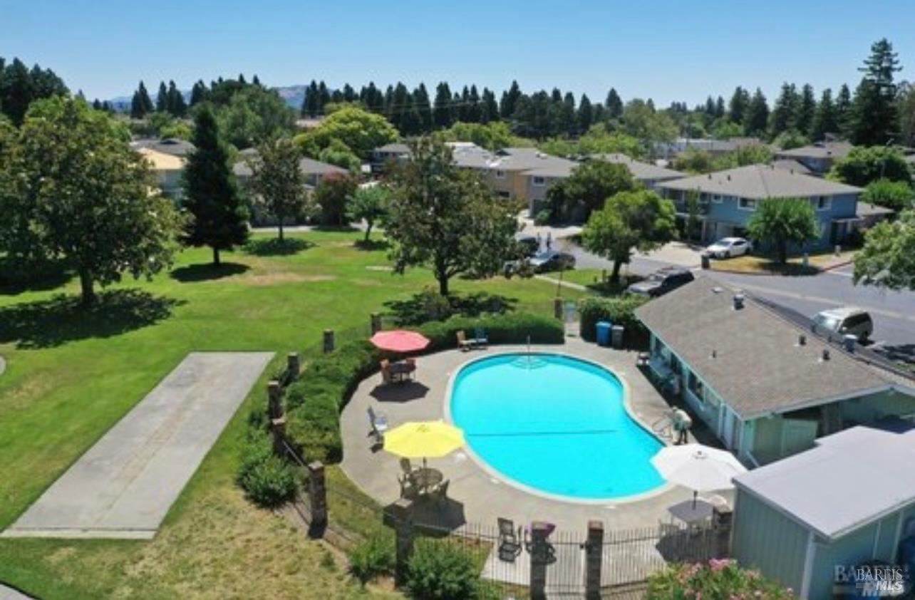 Detail Gallery Image 21 of 23 For 2529 Coffey Ln, Santa Rosa,  CA 95403 - 2 Beds | 1 Baths