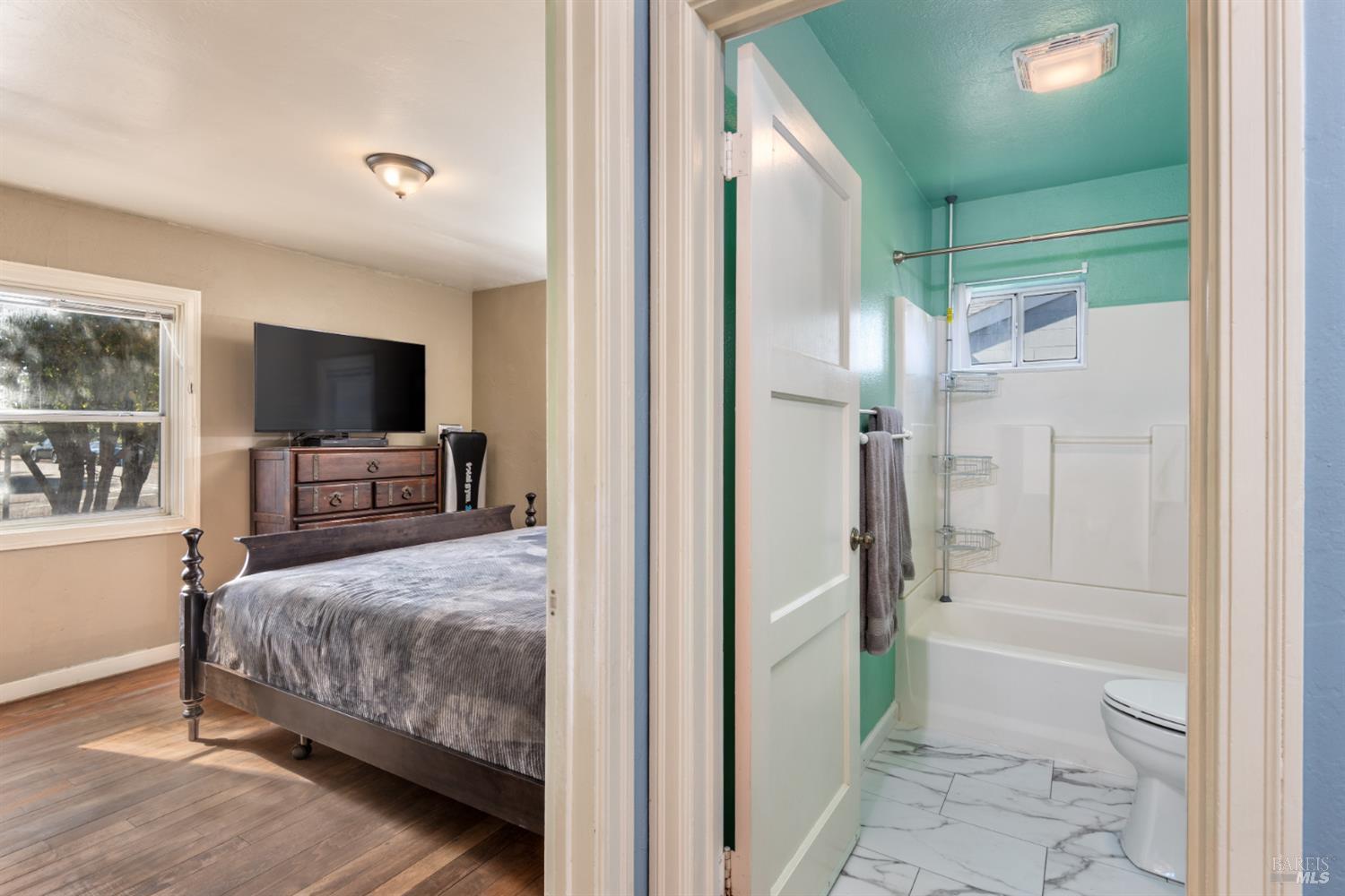 Detail Gallery Image 19 of 31 For 151 Earle St, Santa Rosa,  CA 95407 - 2 Beds | 1 Baths