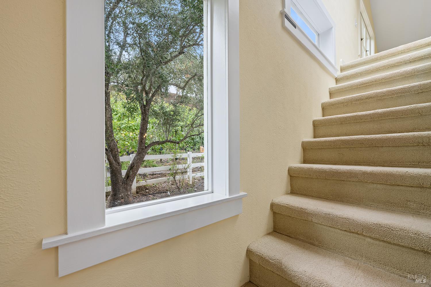 Detail Gallery Image 31 of 63 For 2550 Warm Springs Rd, Glen Ellen,  CA 95442 - 3 Beds | 3 Baths