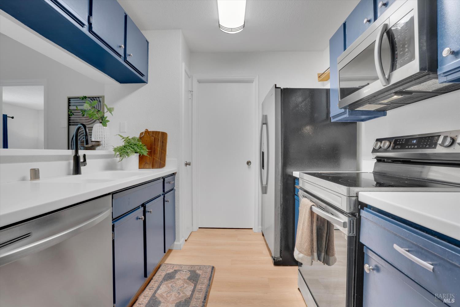 Detail Gallery Image 14 of 58 For 1201 Glen Cove Pkwy #1609,  Vallejo,  CA 94591 - 2 Beds | 2 Baths