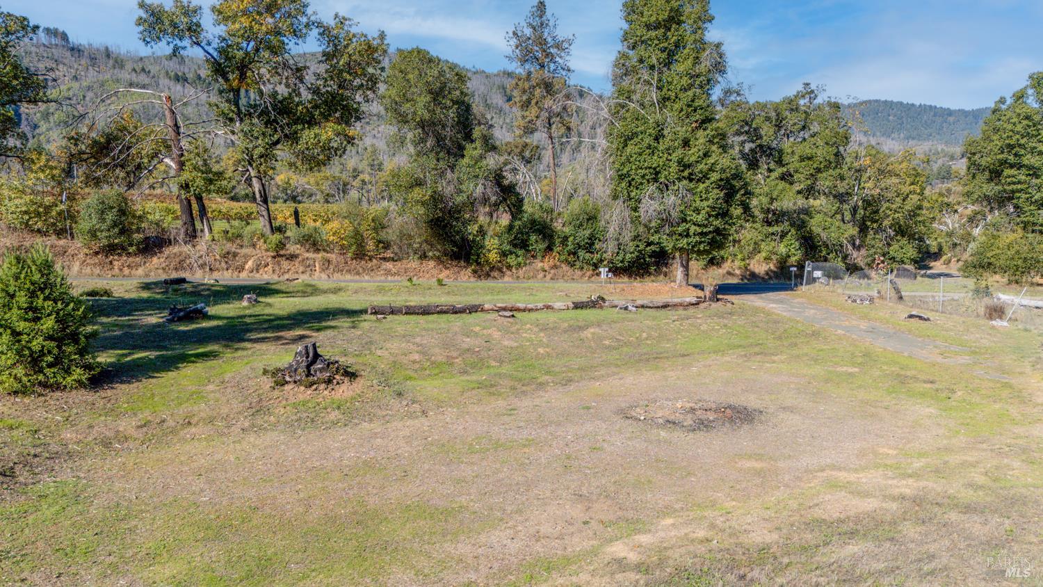 Detail Gallery Image 3 of 9 For 12947 Tomki Rd, Redwood Valley,  CA 95470 - – Beds | – Baths