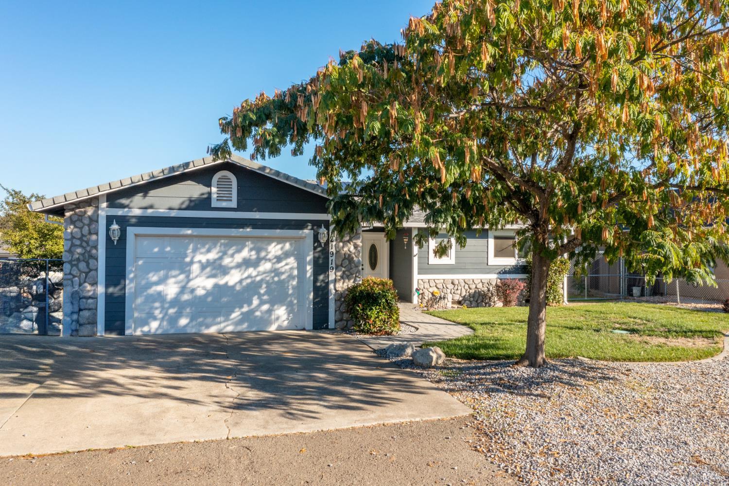 Front Image Thumbnail for BA325088397