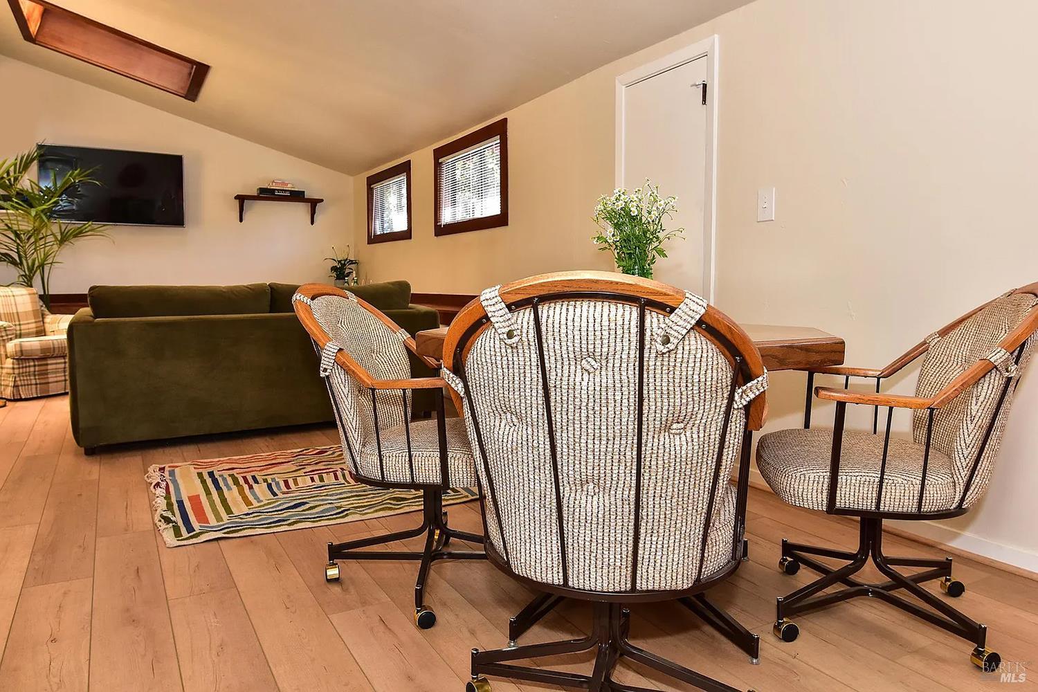 Detail Gallery Image 56 of 63 For 2550 Warm Springs Rd, Glen Ellen,  CA 95442 - 3 Beds | 3 Baths