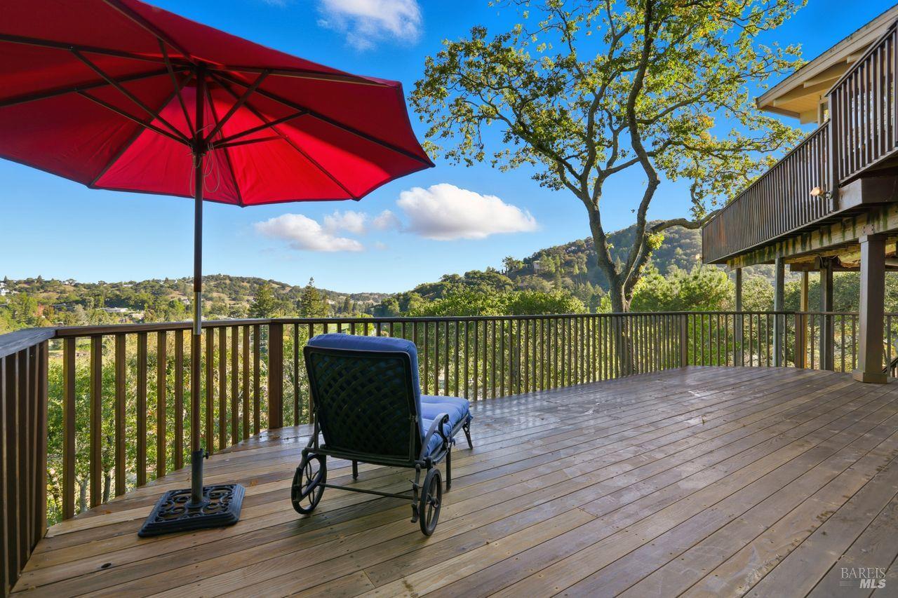 Detail Gallery Image 34 of 57 For 16 Burning Tree Dr, Novato,  CA 94949 - 3 Beds | 2/1 Baths