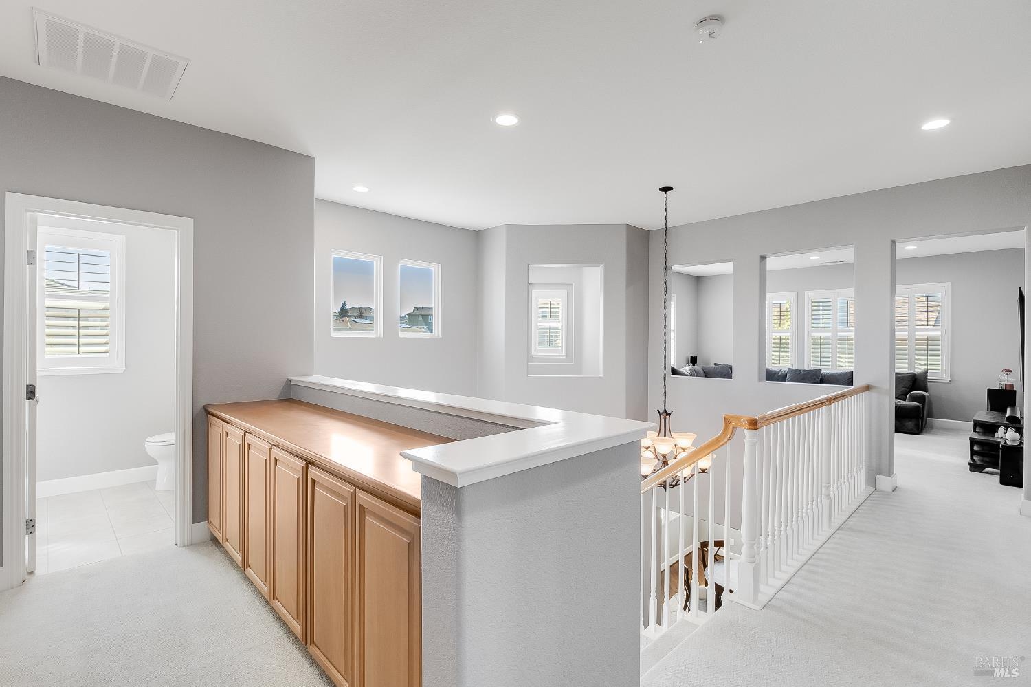 Detail Gallery Image 39 of 88 For 672 Mcallister Dr, Benicia,  CA 94510 - 5 Beds | 4 Baths