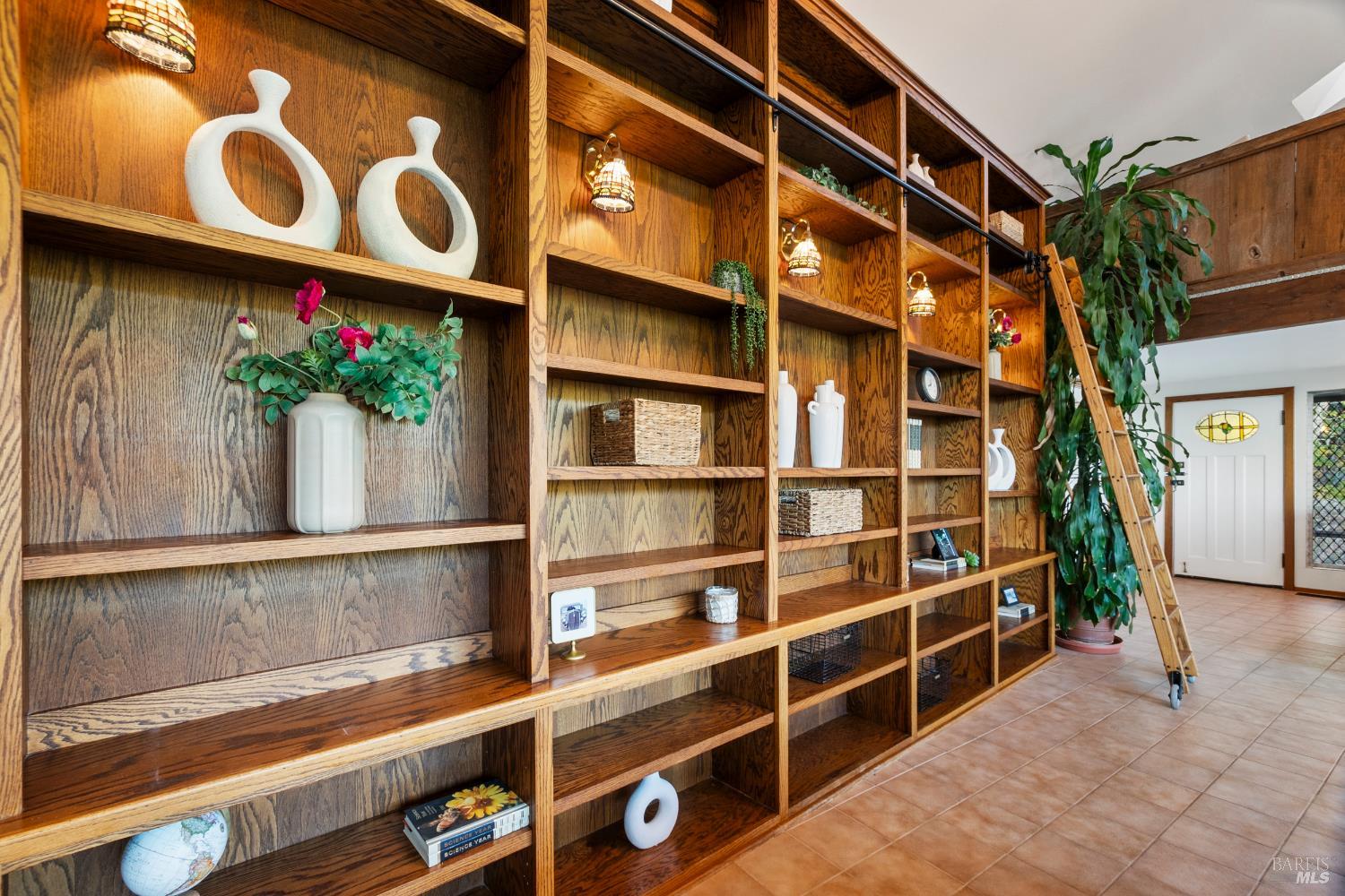 Detail Gallery Image 24 of 64 For 12303 Margie Ln, Glen Ellen,  CA 95442 - 1 Beds | 1/1 Baths