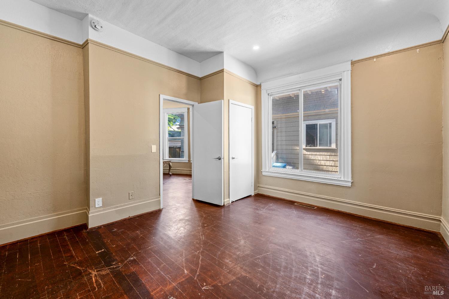 Detail Gallery Image 9 of 23 For 840 5th St, Santa Rosa,  CA 95404 - 4 Beds | 2/2 Baths