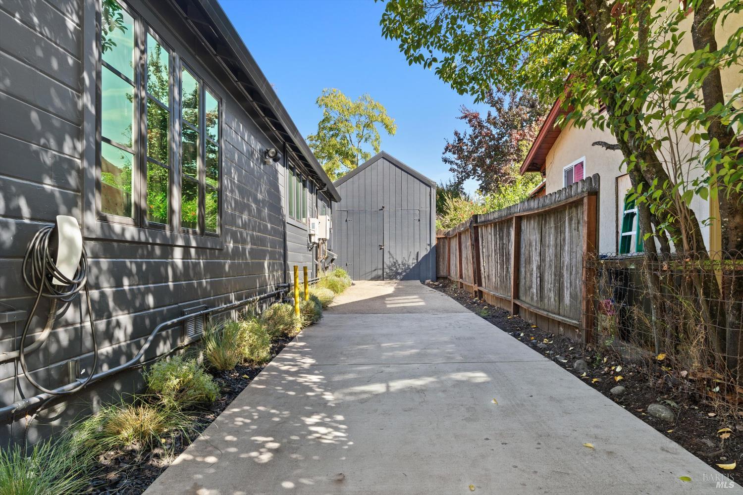 Detail Gallery Image 49 of 59 For 18445 1st Ave, Sonoma,  CA 95476 - 2 Beds | 2 Baths